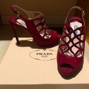 PRADA Gorges Red Suede Open Toe Shoes